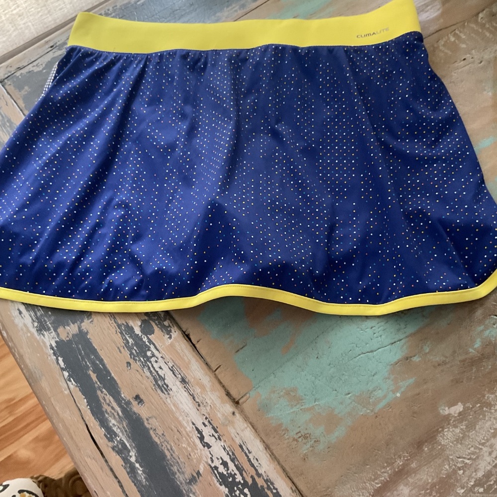 Adidas tennis skirt - Picture 4 of 7